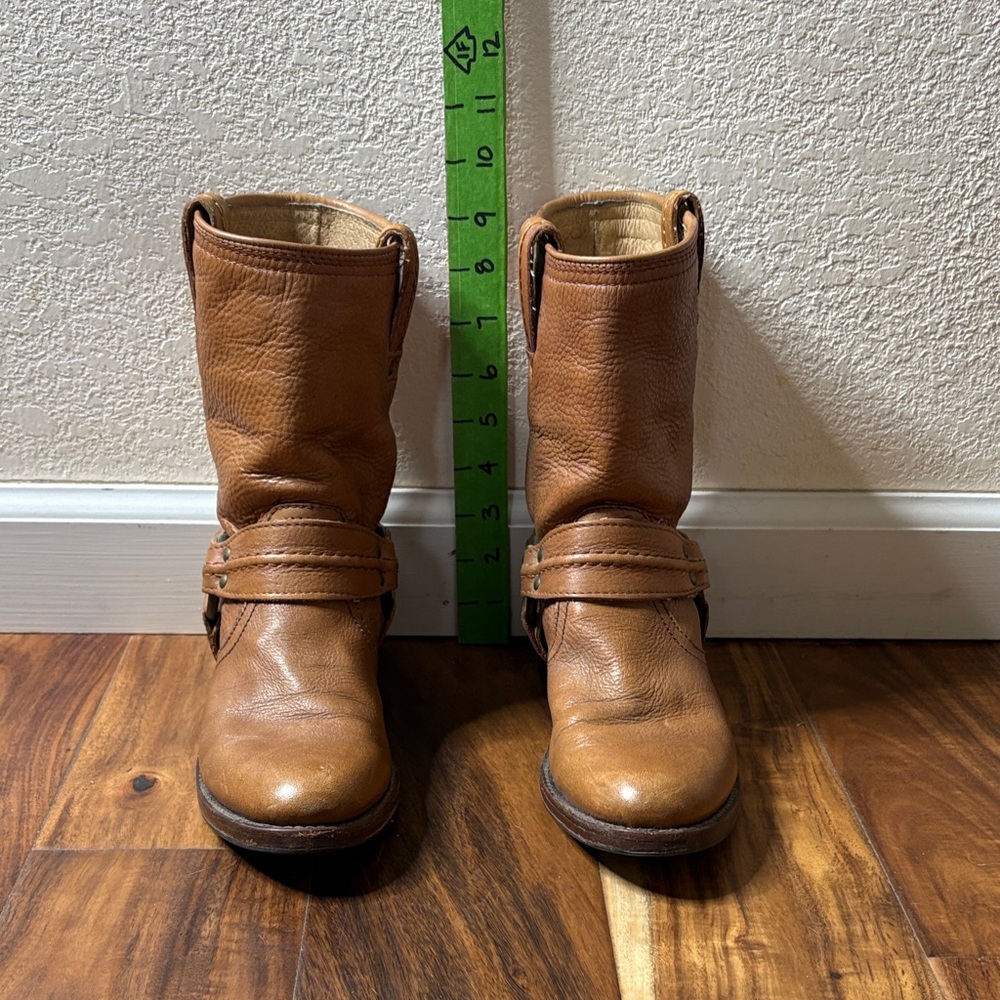 Frye Brown Leather Boots / 9” tall / 6 US
